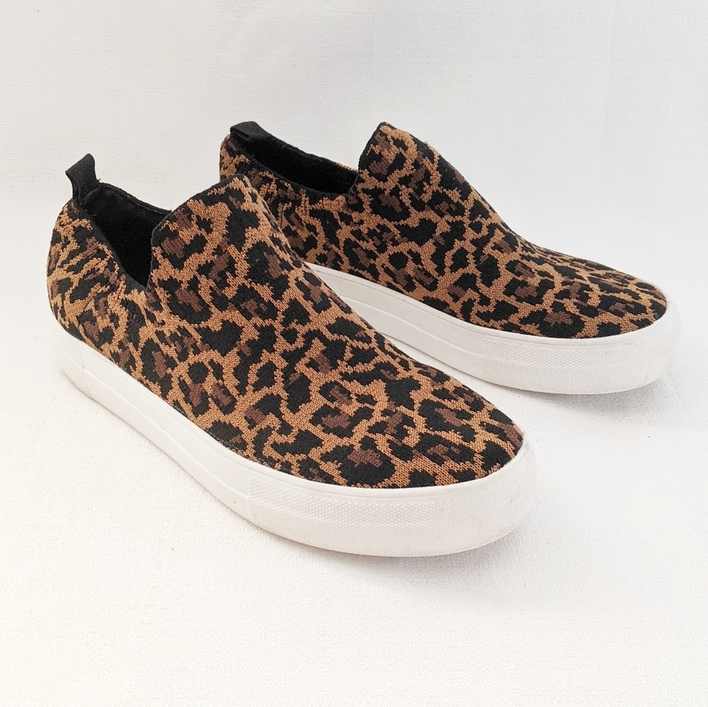Steve madden cheetah canvas shoes size 8